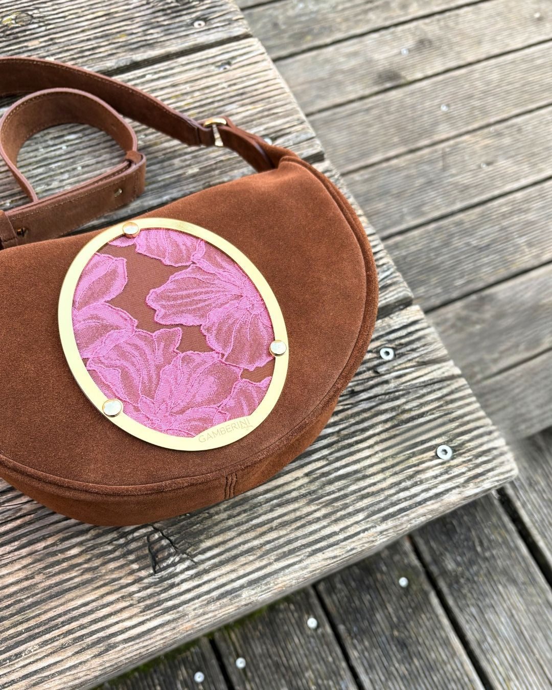 Borsa artigianale in pelle personalizzabile fatta a mano in Italia